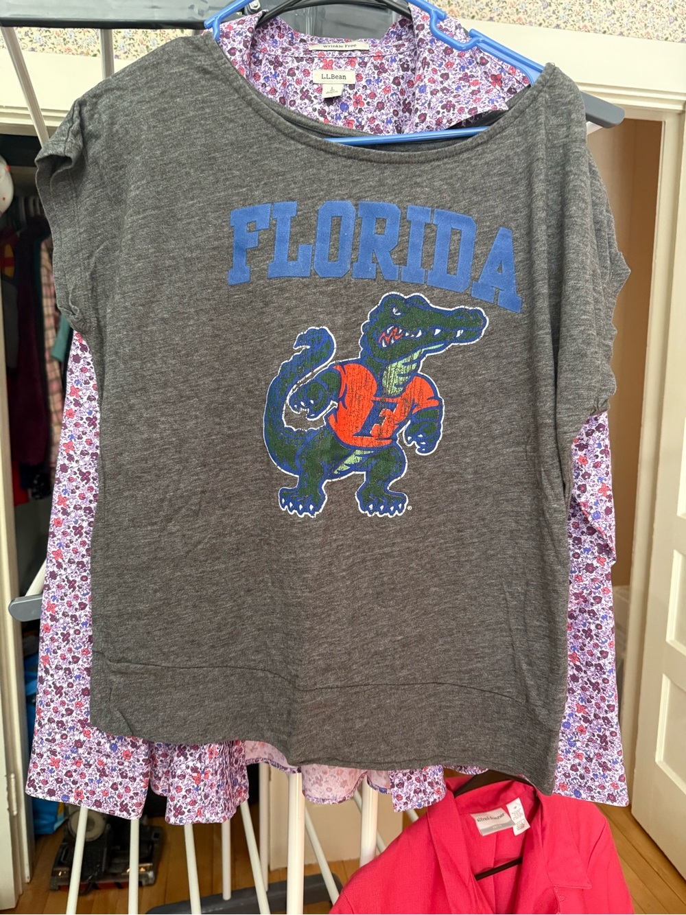 L.L. Bean Gray Florida Gators Short Sleeve Tee